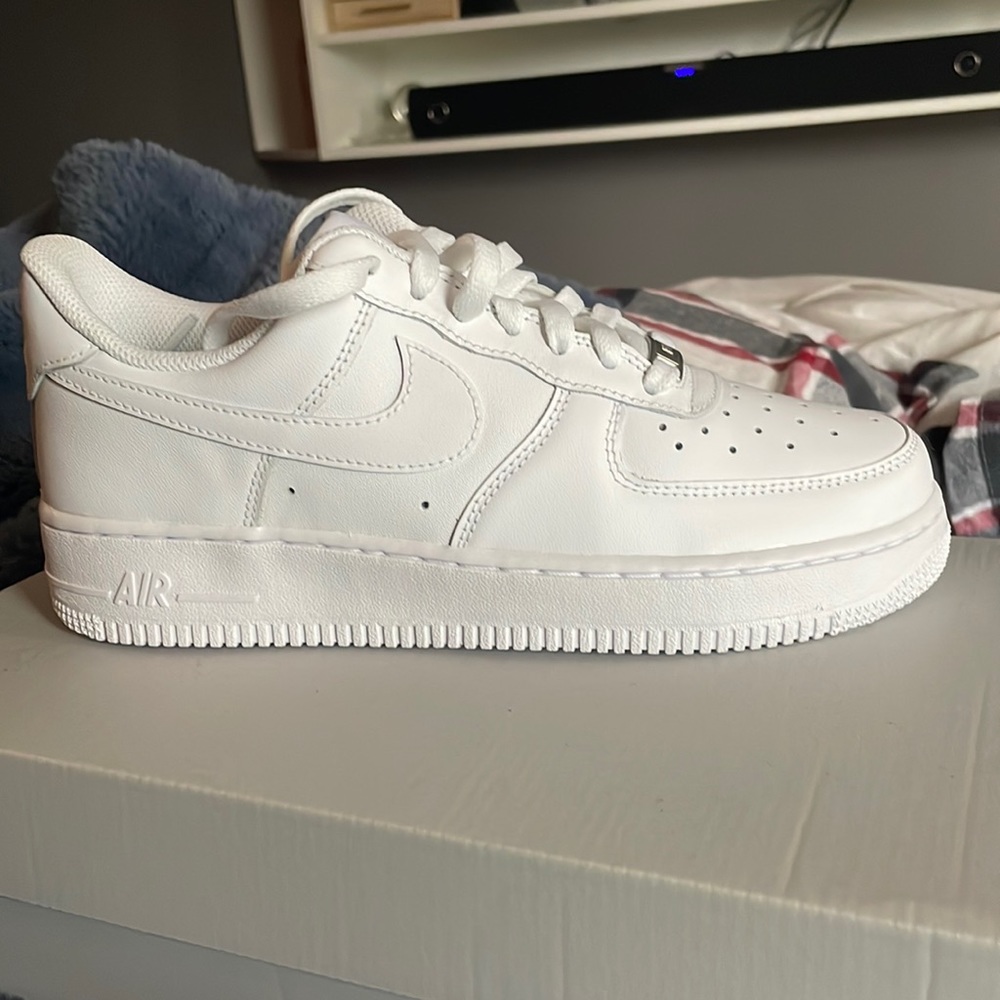 Women’s Nike Air Force 1 ‘07 Whites